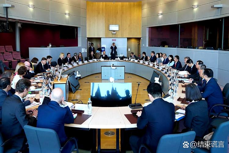 在中欧贸易谈判陷入紧要关头时,德国的汽车工厂几十万工人都在盯着
